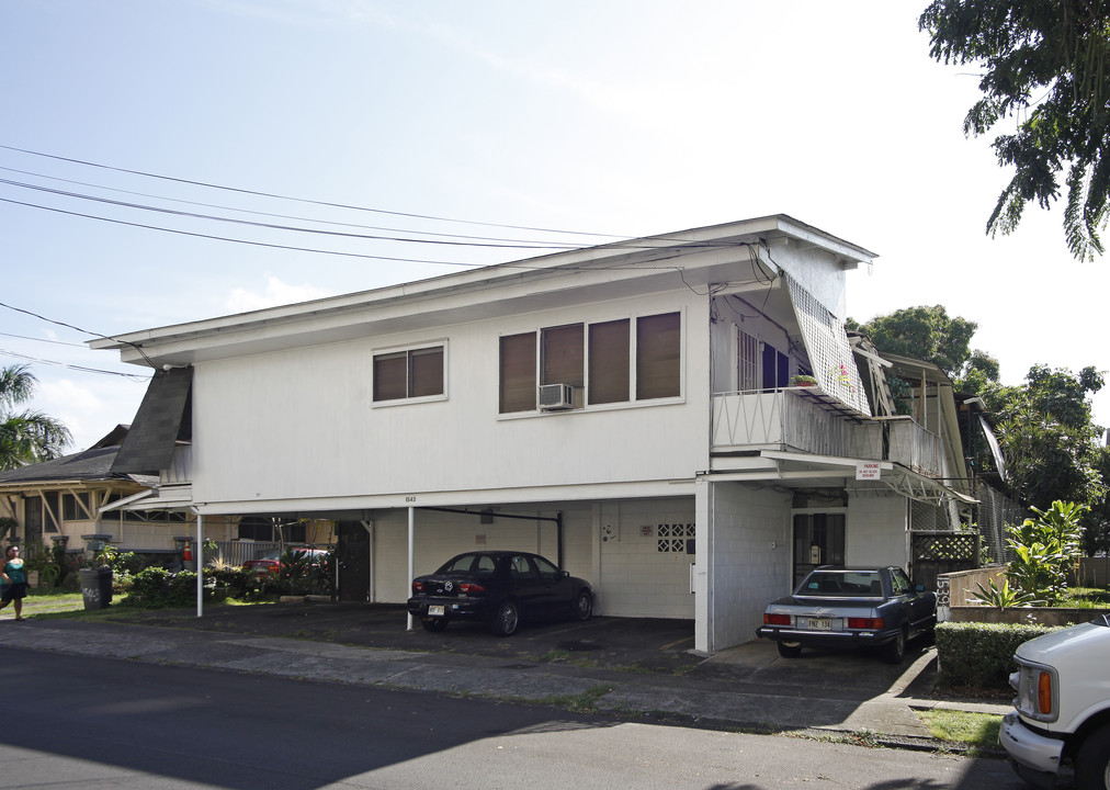 1543 Liholiho St in Honolulu, HI - Building Photo