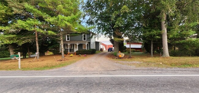 2853 County House Rd in Penn Yan, NY - Building Photo - Building Photo