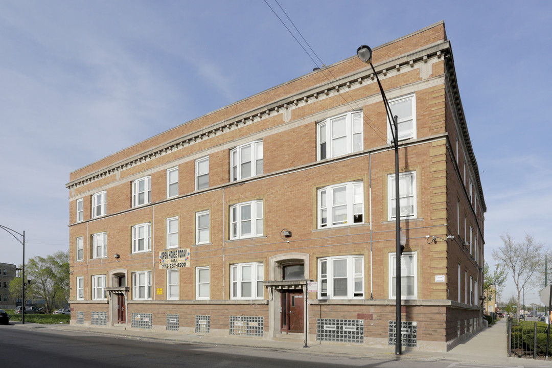 351-357 S Homan in Chicago, IL - Building Photo