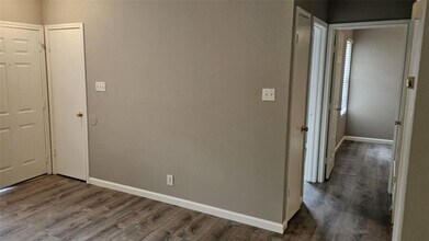 1903 1/2 Margalene Way in Austin, TX - Building Photo - Building Photo