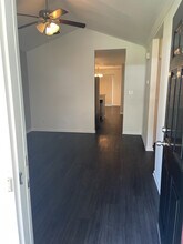 Room in House on Tennyson Dr in Charlotte, NC - Building Photo - Building Photo