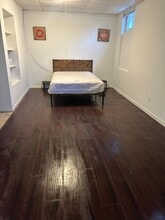 417 Ambridge Ave, Unit furnished lower unit in Ambridge, PA - Foto de edificio - Building Photo