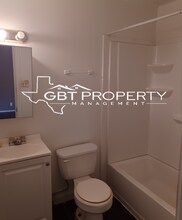 207-207 Davis St in Longview, TX - Building Photo - Building Photo