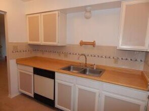 330 Wagon Train Dr SE in Rio Rancho, NM - Building Photo - Building Photo