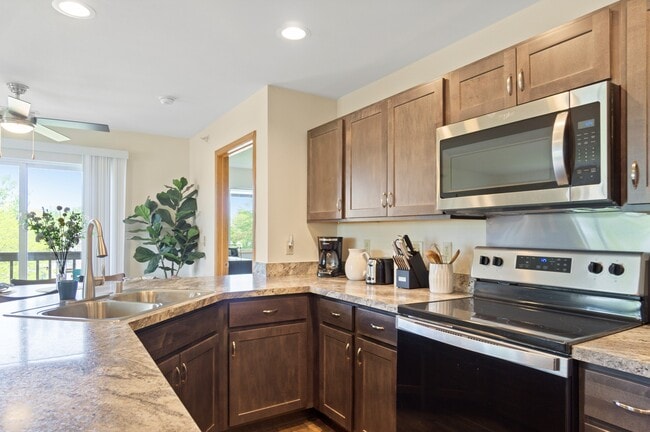 Saddle Brook Apartments