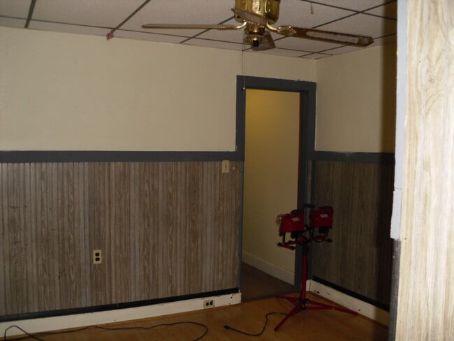 1502 Centre Ave, Unit 2 in Reading, PA - Building Photo - Building Photo