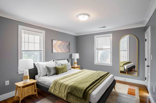 17 Nottinghill Rd, Unit 1 in Boston, MA - Foto de edificio - Building Photo