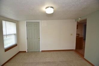507 Lincolnway E in Mishawaka, IN - Building Photo - Building Photo
