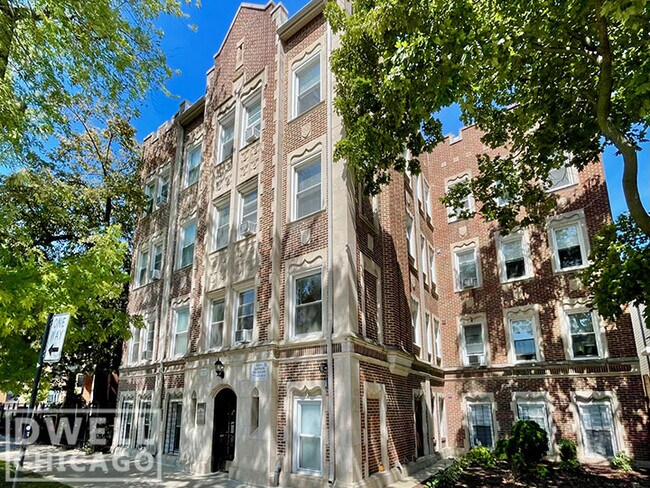 2936 W Palmer St, Unit 1