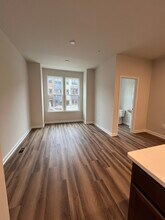 6072 Beake St in Hyattsville, MD - Foto de edificio - Building Photo