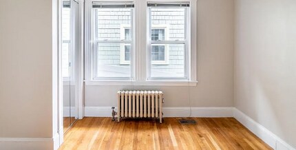 122 Hillside St, Unit 1 in Boston, MA - Foto de edificio - Building Photo