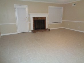7125 Farmhouse Dr in Memphis, TN - Building Photo - Building Photo