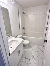 7741-174A 174A Ave NW in Edmonton, AB - Building Photo - Building Photo