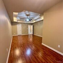 7 Cardinal Ave W in McAllen, TX - Building Photo - Building Photo