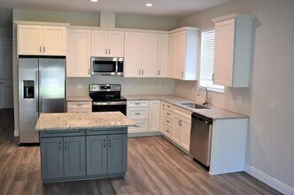 5949 Louisiana Ave in New Port Richey, FL - Building Photo - Building Photo