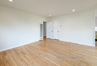 740 Flower Ave in Los Angeles, CA - Building Photo - Building Photo