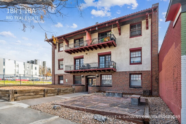 property at 718 N Grant St