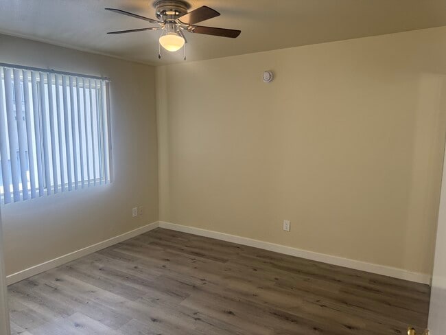 14655 Sylvan Street in Van Nuys, CA - Building Photo - Building Photo