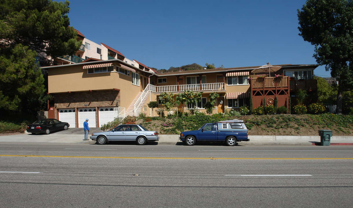 2918 N Verdugo Rd in Glendale, CA - Building Photo