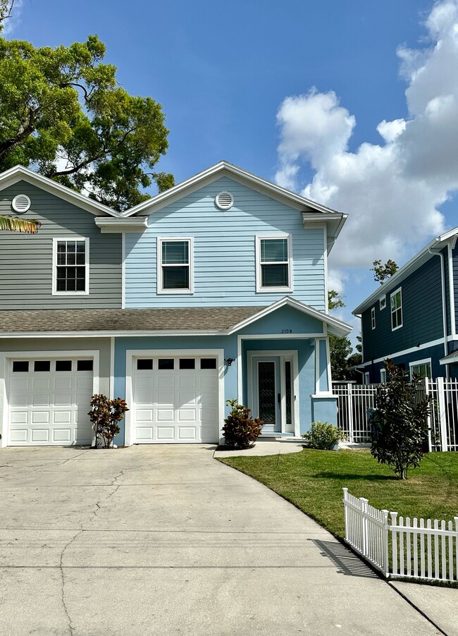 property at 210 S New Jersey Ave