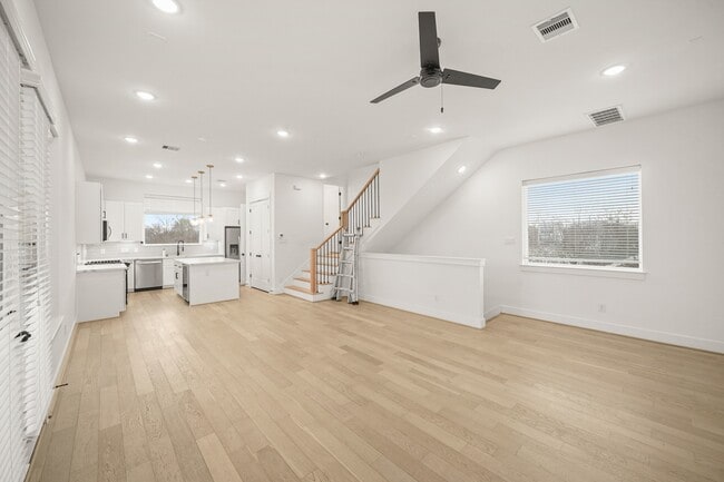 property at 2811 Anita St