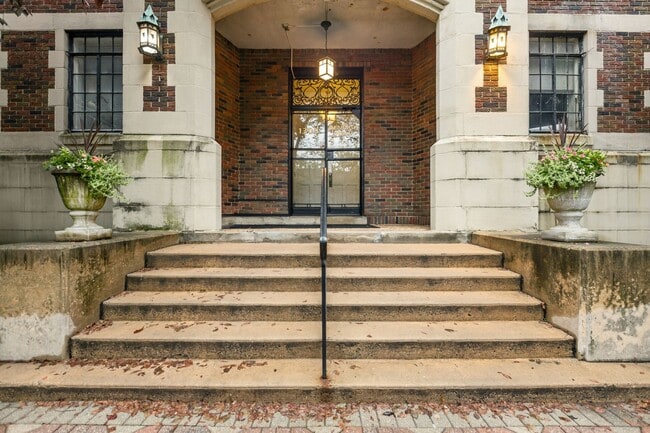 1305 N Broom St in Wilmington, DE - Building Photo - Building Photo