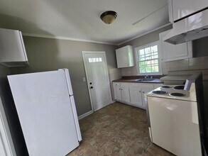 2111 Robbins St in Chattanooga, TN - Building Photo - Building Photo