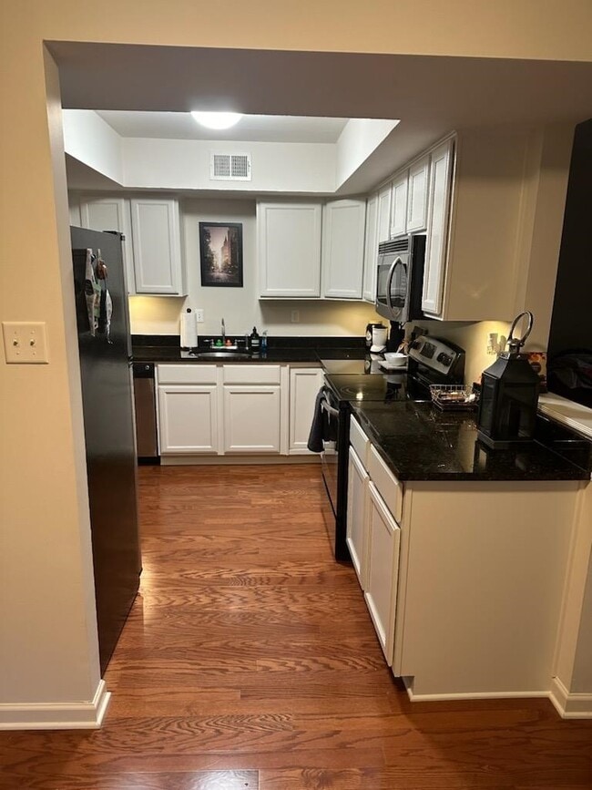 1814 Birch Post Cove in Germantown, TN - Building Photo - Building Photo