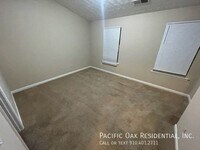 3158 Panthers Trce photo'