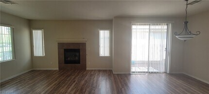 3833 Bowers Hollow Ave in North Las Vegas, NV - Building Photo - Building Photo