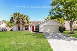 122 Alta Vista Ct in Davenport, FL - Building Photo
