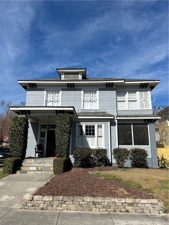 property at 616 Maupas Ave