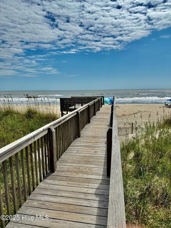 property at 31 Ocean Isle W Blvd