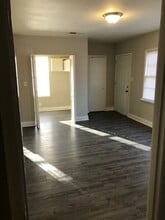 5221 Jefferson St in Brighton, AL - Foto de edificio - Building Photo