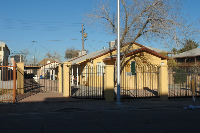 315 N 11th St in Las Vegas, NV - Foto de edificio - Building Photo