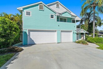 3463 Canal Ct in Jupiter, FL - Building Photo - Building Photo