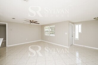 5405 Trouble Creek Rd in New Port Richey, FL - Building Photo - Building Photo