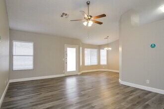 705 Skipjack Dr in Henderson, NV - Building Photo - Building Photo