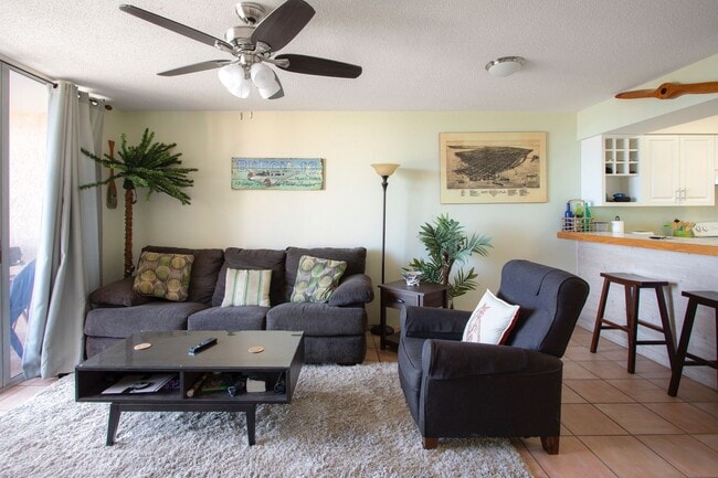 property at 3930 S Roosevelt Blvd