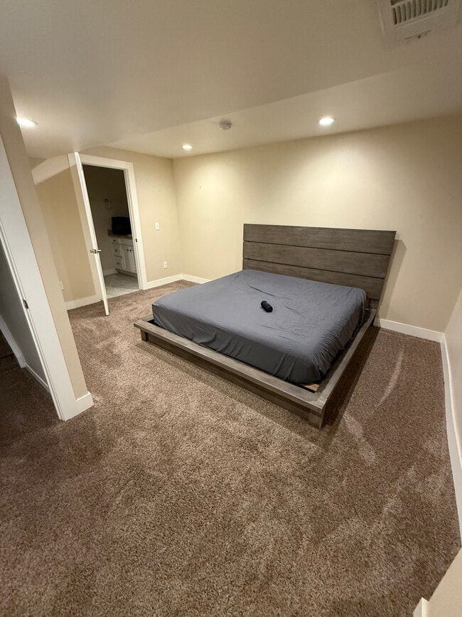 7474 E Arkansas Ave in Denver, CO - Building Photo - Building Photo