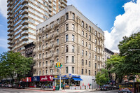 399 E 78th St in New York, NY - Foto de edificio - Building Photo