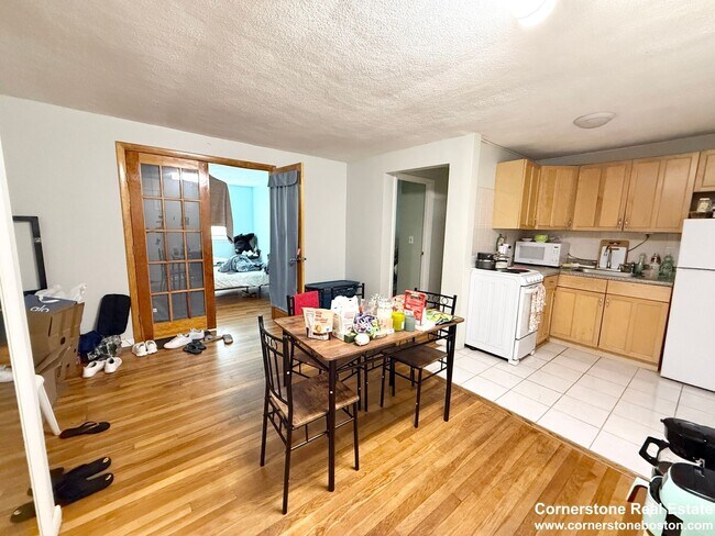 property at 21 Radcliffe Rd