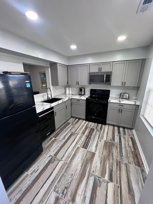 5627 Onslow Way in Capitol Heights, MD - Building Photo - Building Photo