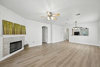 11116 Liberty Farms Dr in Austin, TX - Building Photo - Building Photo