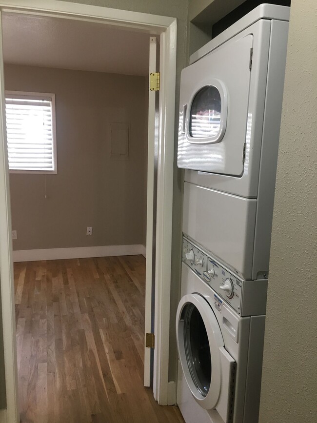 property at 1225 SE Ash St