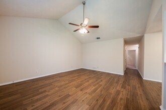 2605 Brickford Cove in Austin, TX - Building Photo - Building Photo