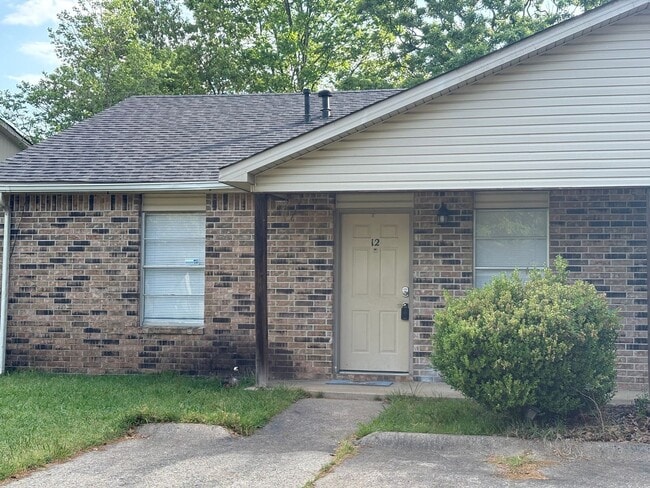 property at 12 Southland Ct