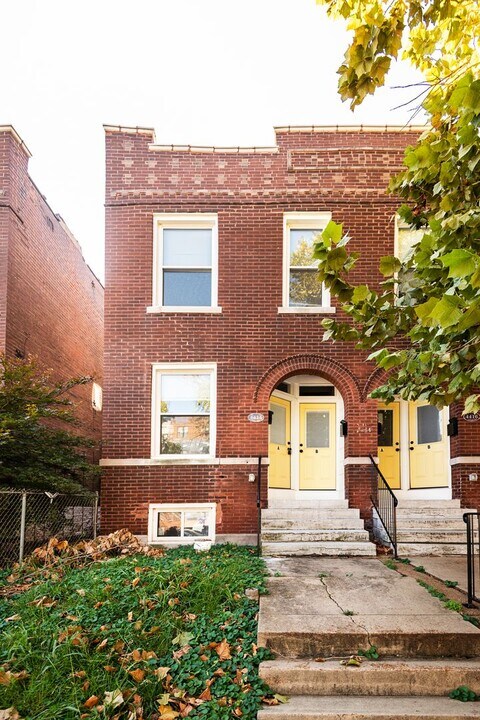 4414 Swan Ave-Unit -1F in St. Louis, MO - Building Photo