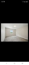 6138 Terrace Dr in Johnston, IA - Building Photo - Building Photo