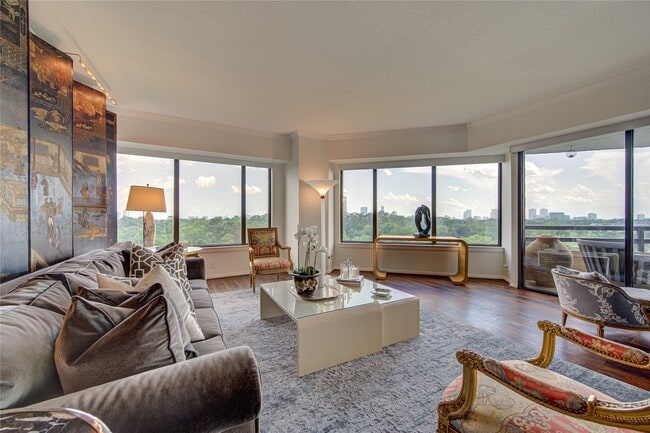 101 Westcott St in Houston, TX - Building Photo - Building Photo